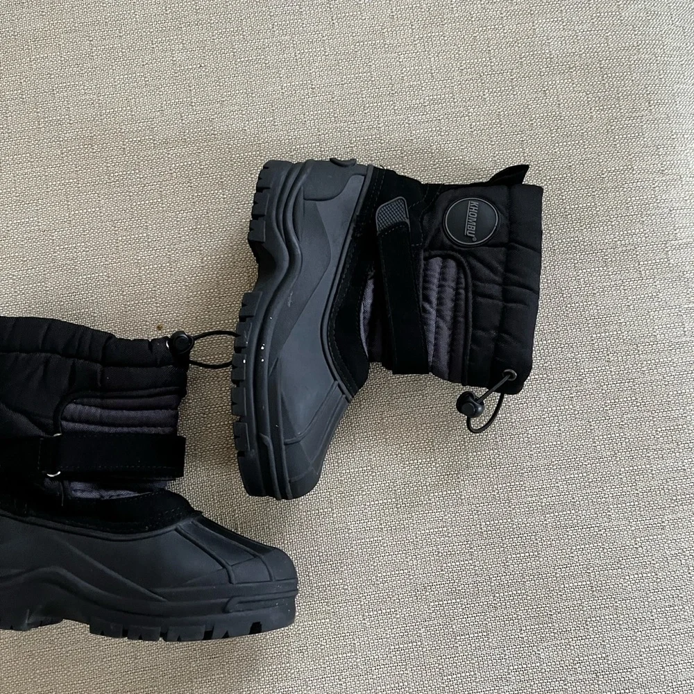 Khombu durable black